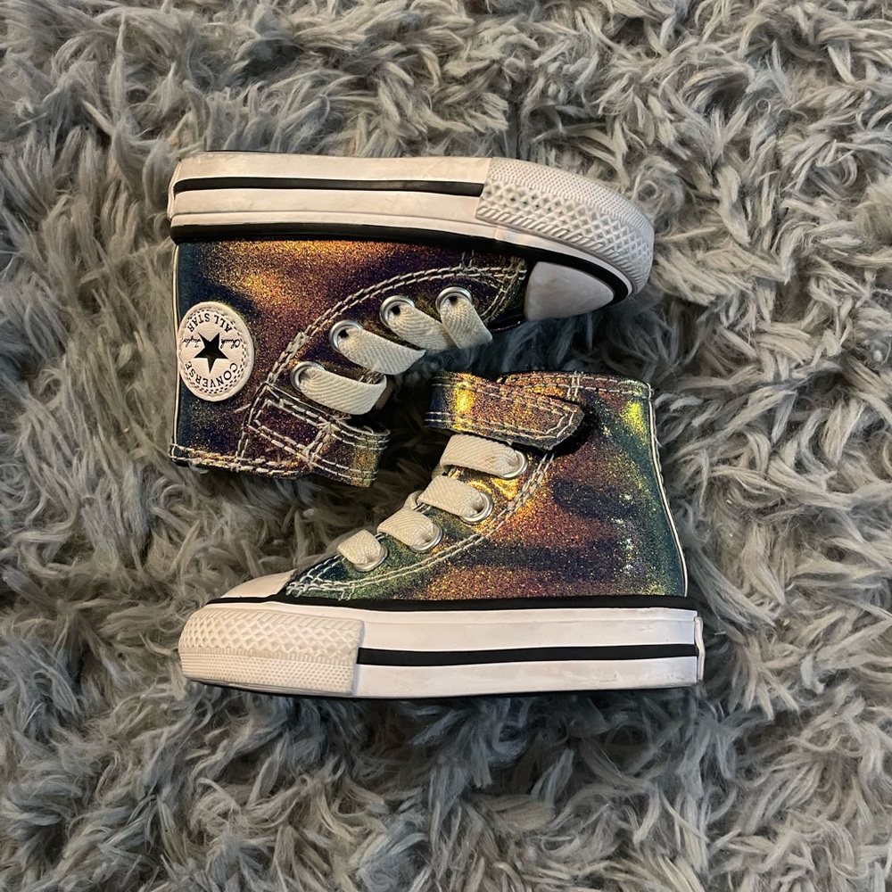 Infant Size 2- Metallic Glitter All Star Converse